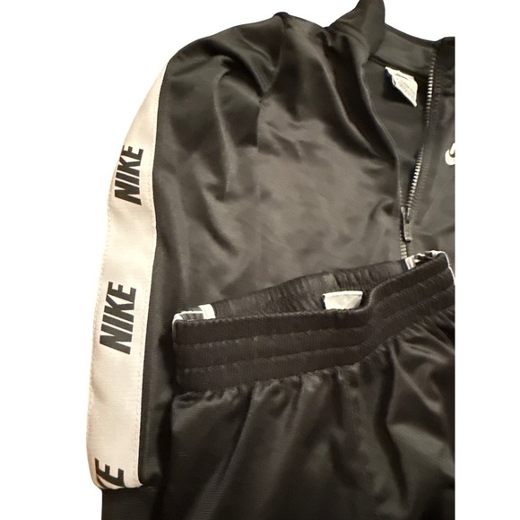 Nike Tracksuit Set 4T Black White Logo Jacket Pants Kids Activewear - Picture 4 of 4
